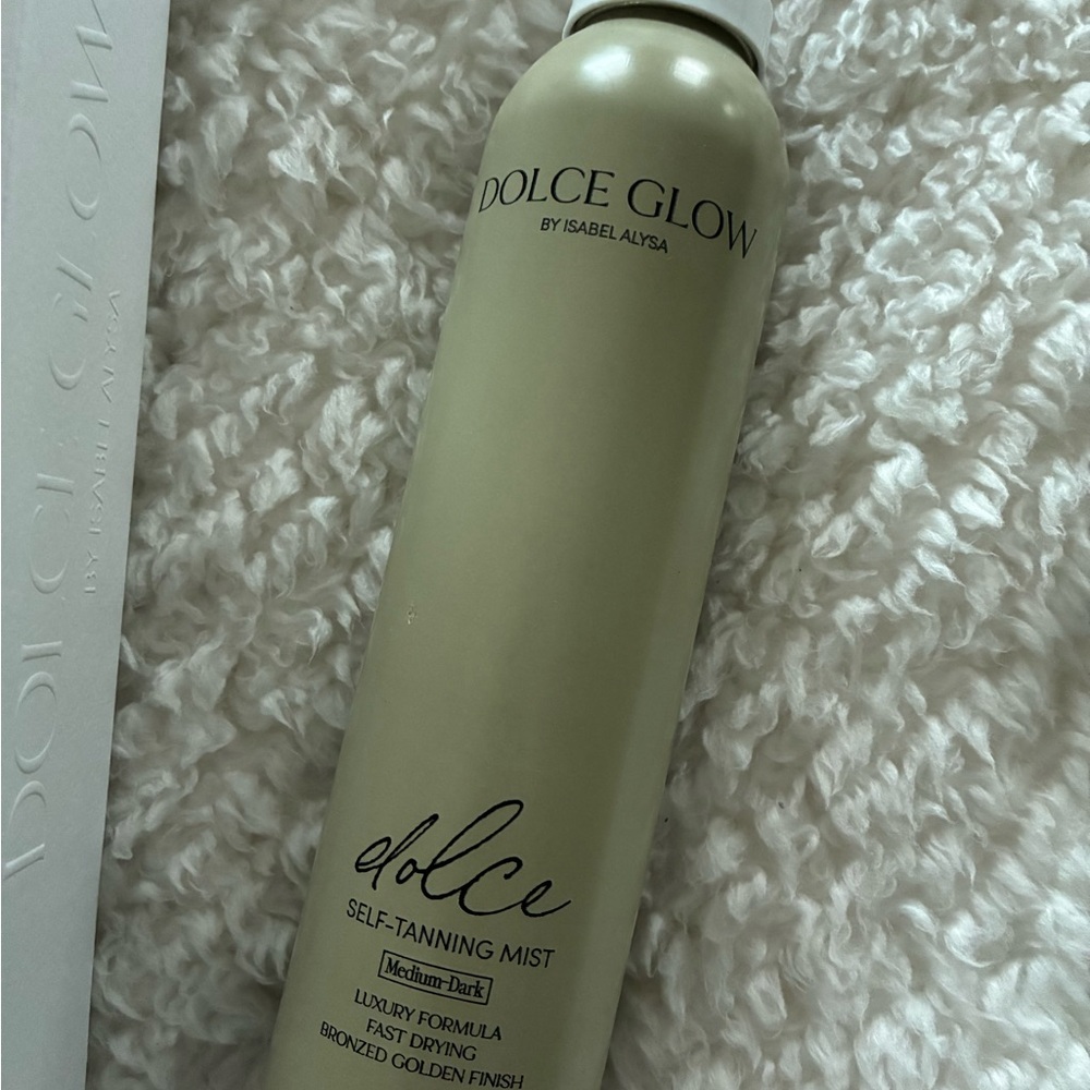 Self-Tanning Mist - Medium-Dark - Picture 2 of 3